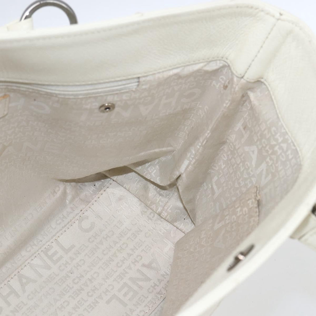 Chanel Square Stitch Tote Quilted Leather White Leather Tote Bag Bag (Pre-Owned)
