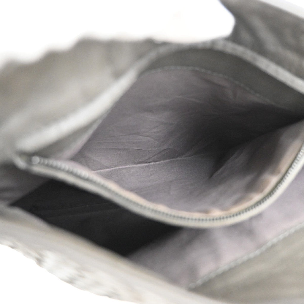 Bottega Veneta Flat Messenger Bag Intrecciato Nappa Gray Leather Shoulder Bag Bag (Pre-Owned)