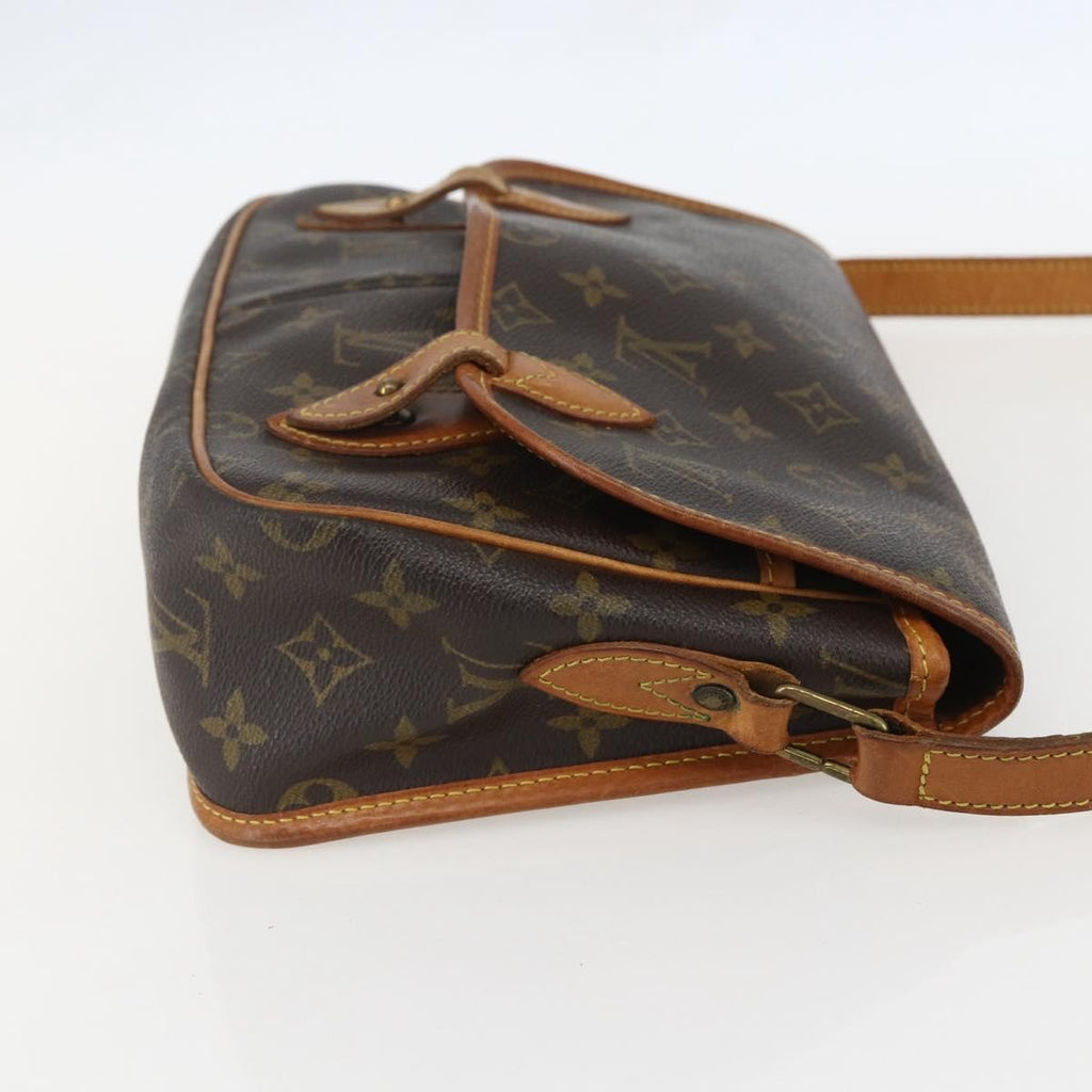 Louis Vuitton Sac Gibeciere Messenger Bag Monogram Canvas Brown Canvas Shoulder Bag Bag (Pre-Owned)