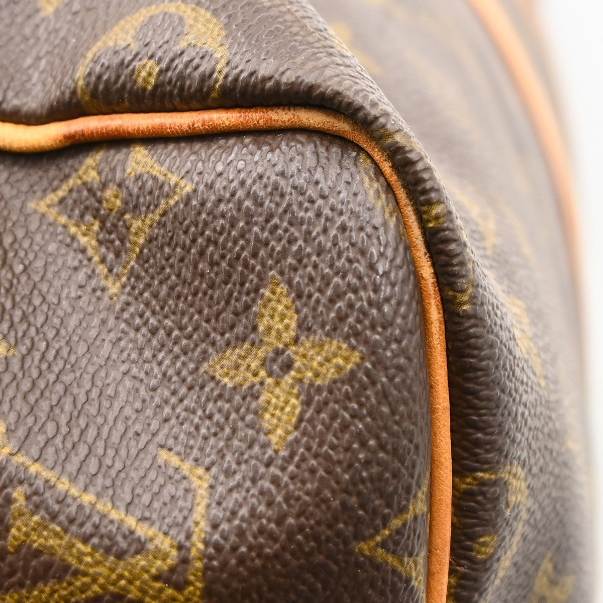 Louis Vuitton Keepall Bandouliere Bag Monogram Canvas Brown Canvas Travel Bag Bag (Pre-Owned)