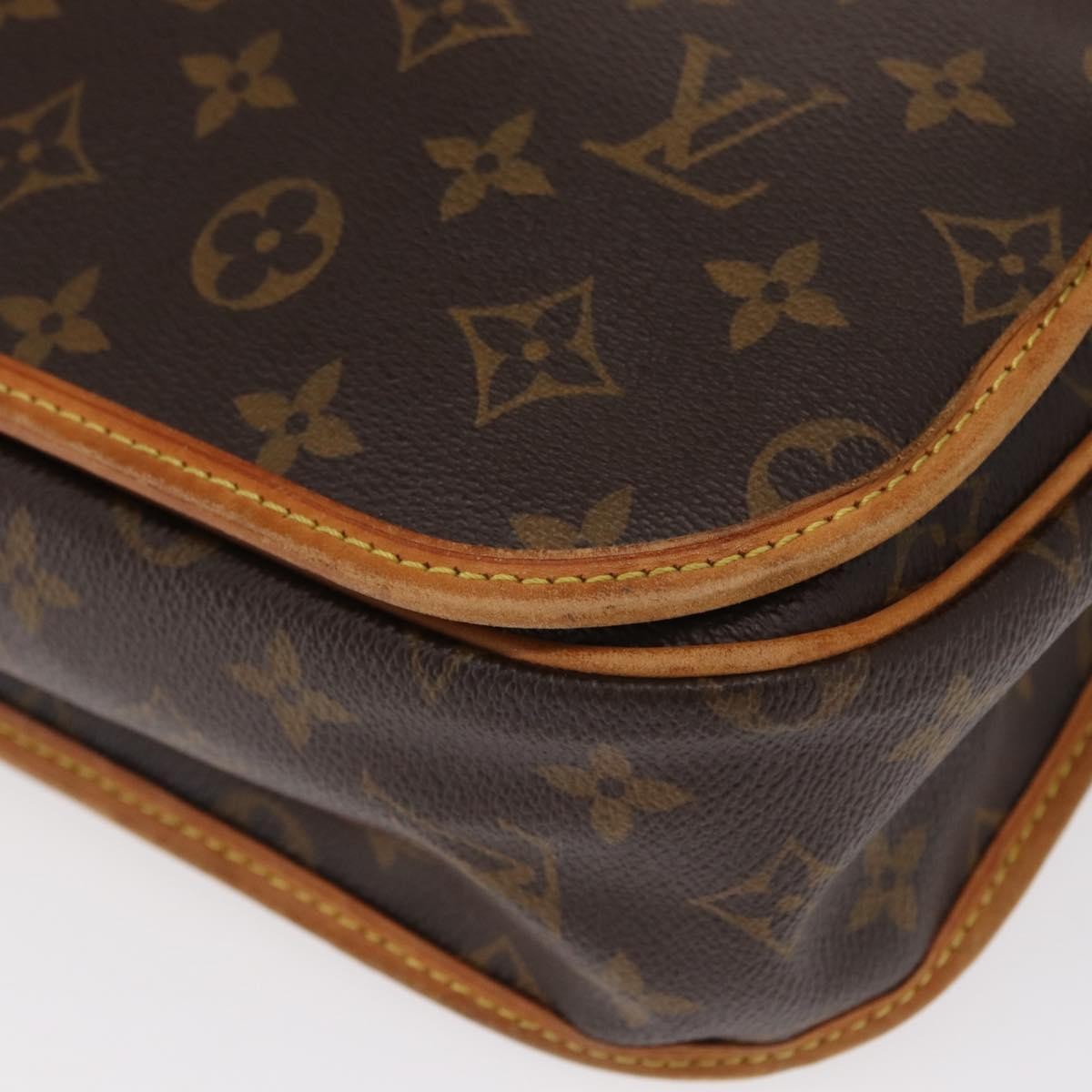 Louis Vuitton Bosphore Messenger Bag Monogram Canvas Brown Canvas Shoulder Bag Bag (Pre-Owned)