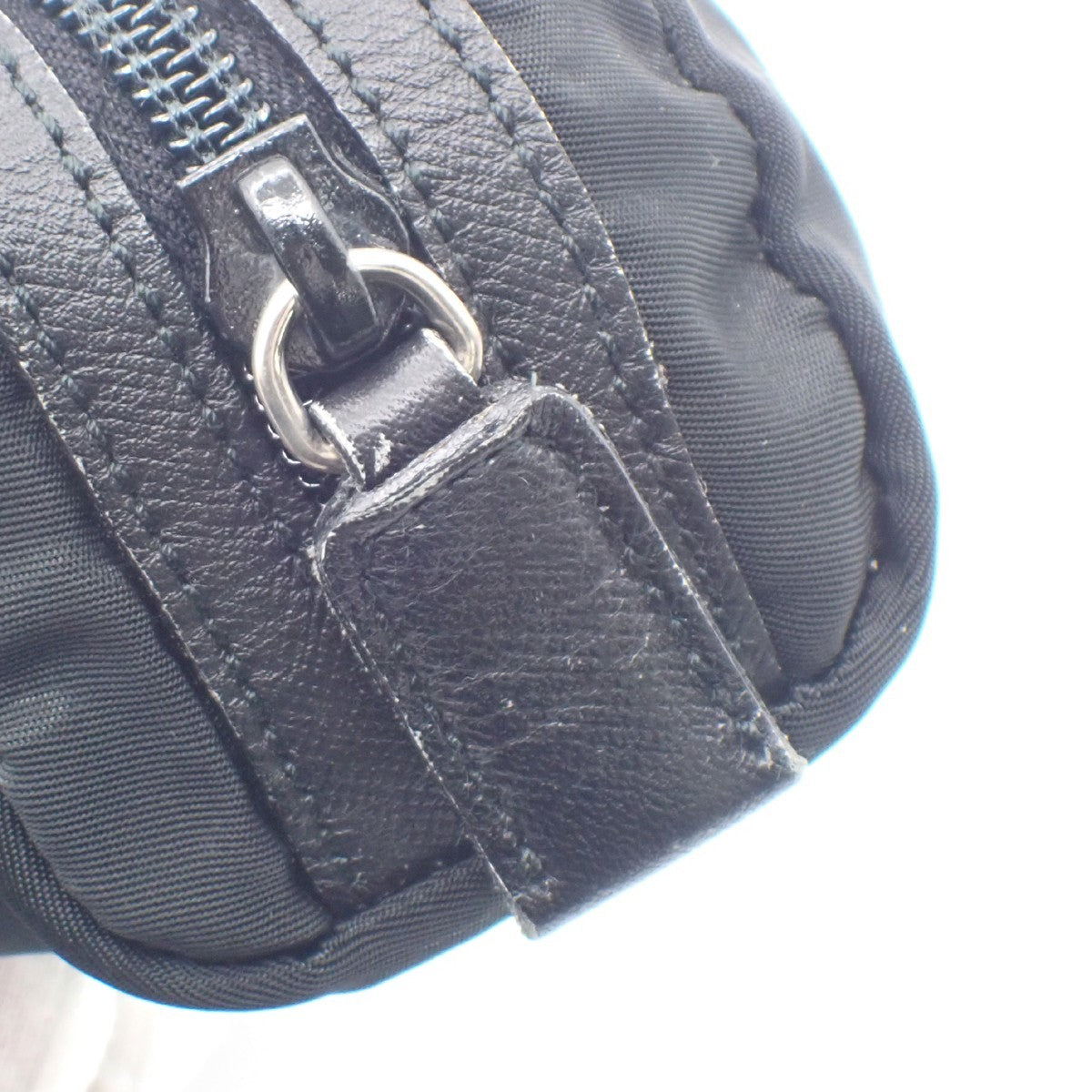 Prada Padded Zip Belt Bag Tessuto Black Nylon Clutche & Pouche Bag (Pre-Owned)
