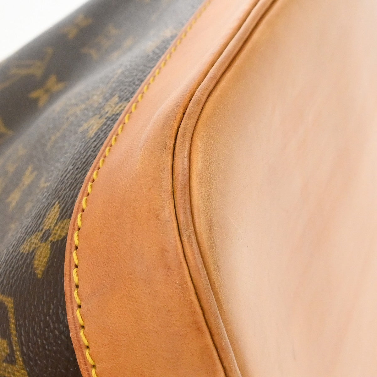 Louis Vuitton Alma Handbag Monogram Canvas Brown Canvas Handbag (Pre-Owned)