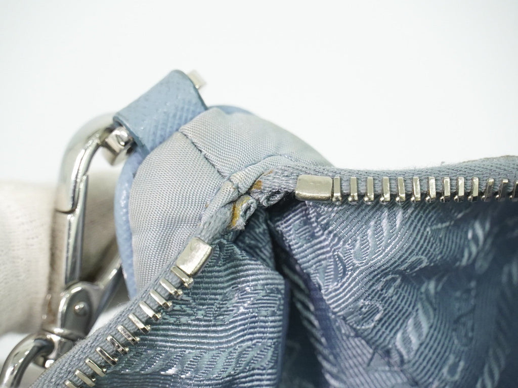 Prada Re-Edition 2005 Shoulder Bag Tessuto Blue Nylon Shoulder Bag Bag (Pre-Owned)