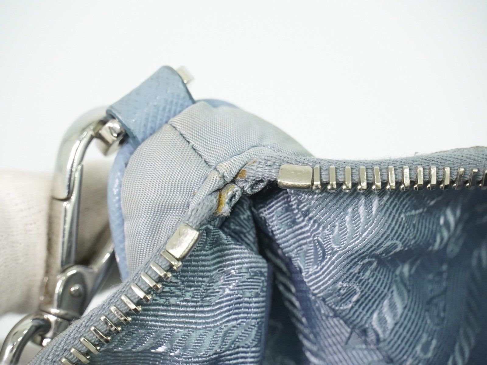 Prada Re-Edition 2005 Shoulder Bag Tessuto Blue Nylon Shoulder Bag Bag (Pre-Owned)