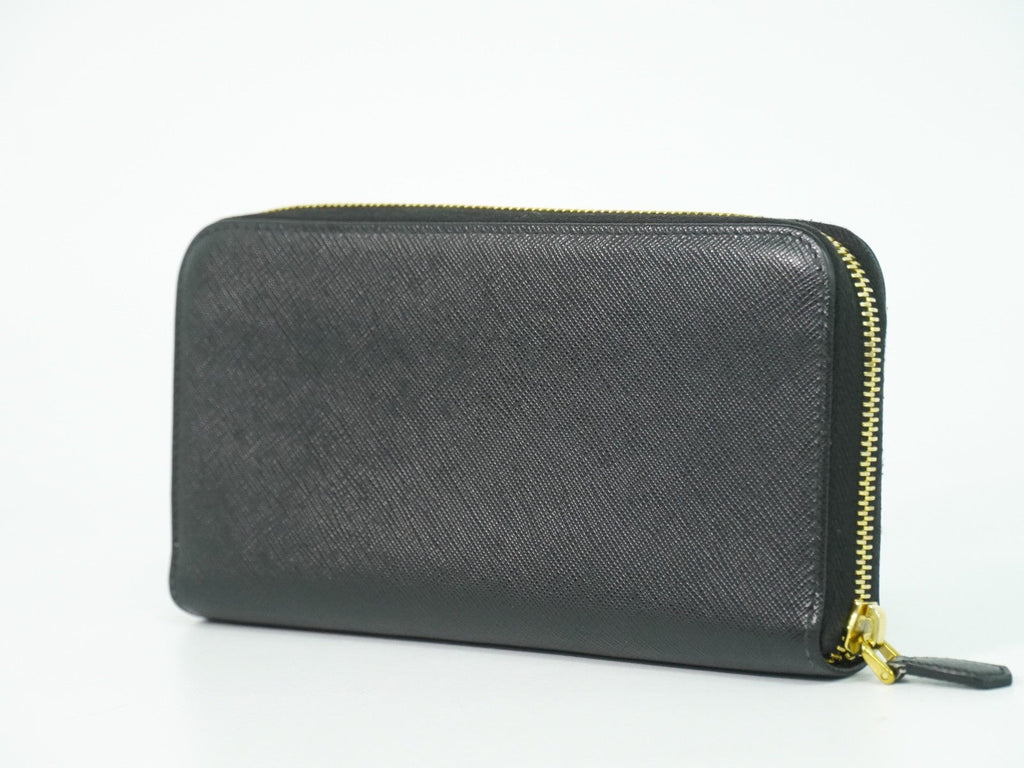 Prada Zip Around Tab Wallet Saffiano Leather Black Leather Wallets Accessory (Pre-Owned)