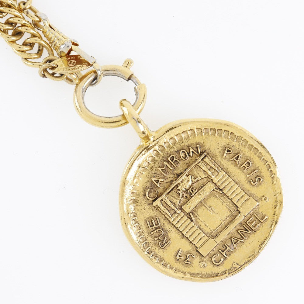 Chanel Vintage 31 Rue Cambon Medallion Pendant Necklace Metal Gold Gold_Plated Necklace Jewelry (Pre-Owned)