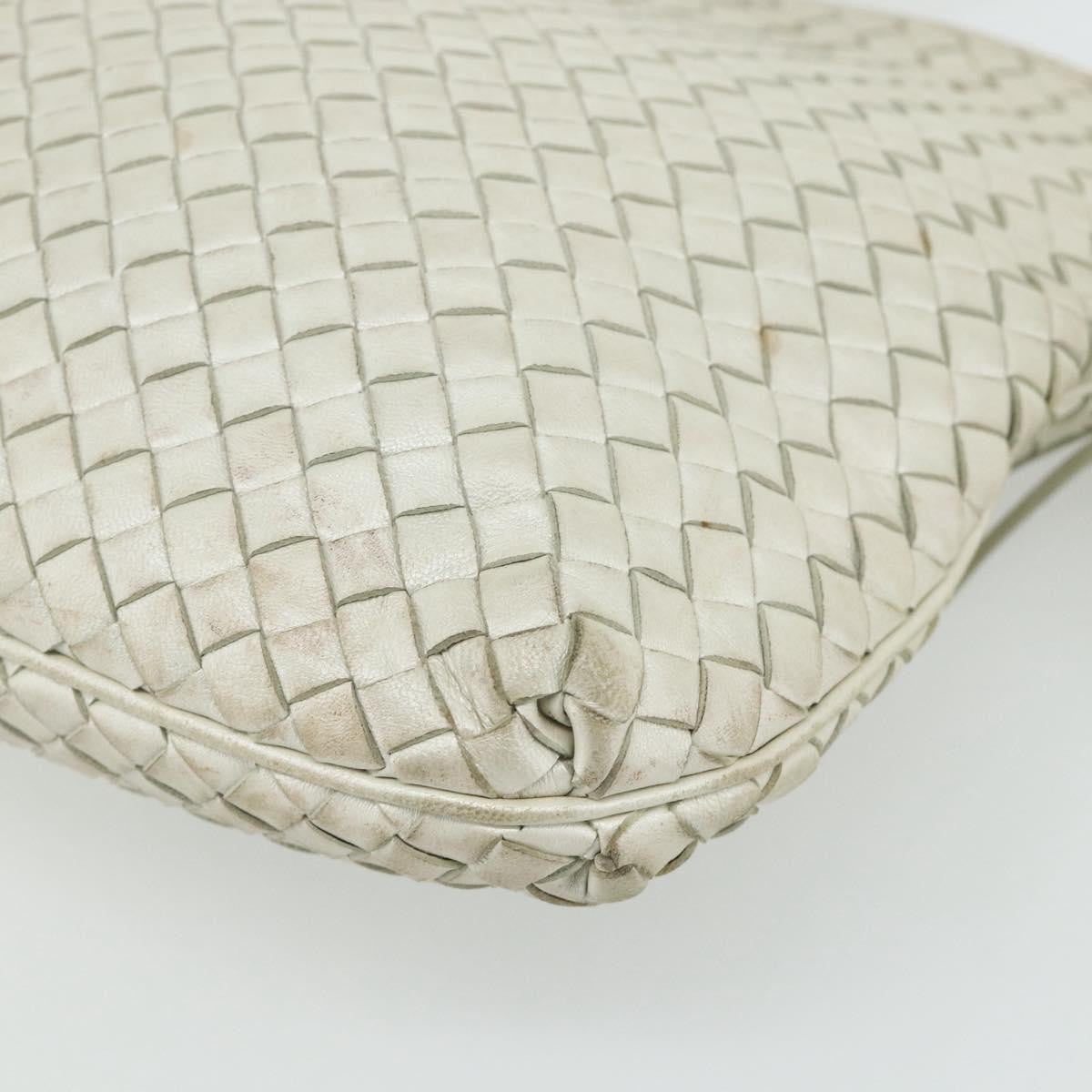 Bottega Veneta Intrecciato Shoulder Bag Leather White Leather Shoulder Bag Bag (Pre-Owned)