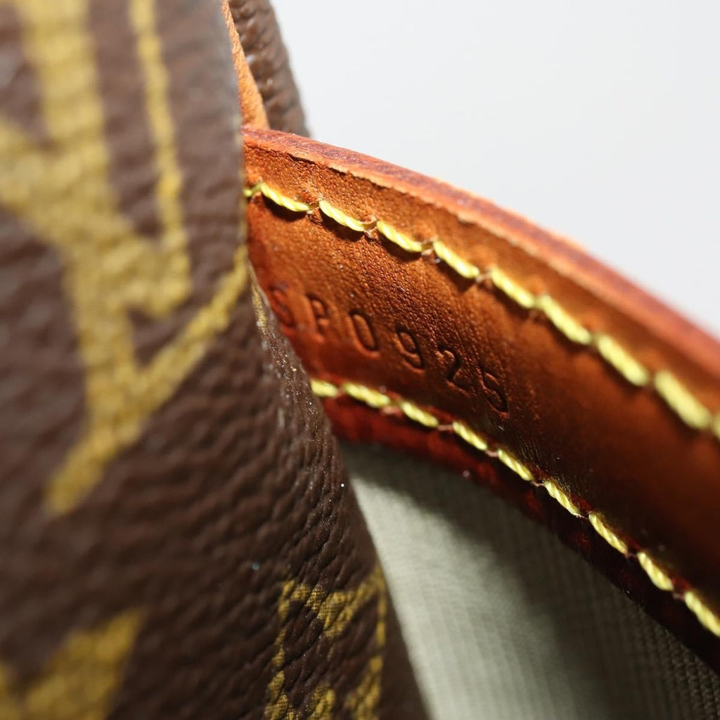 Louis Vuitton Reporter Bag Monogram Canvas Brown Canvas Shoulder Bag Bag (Pre-Owned)