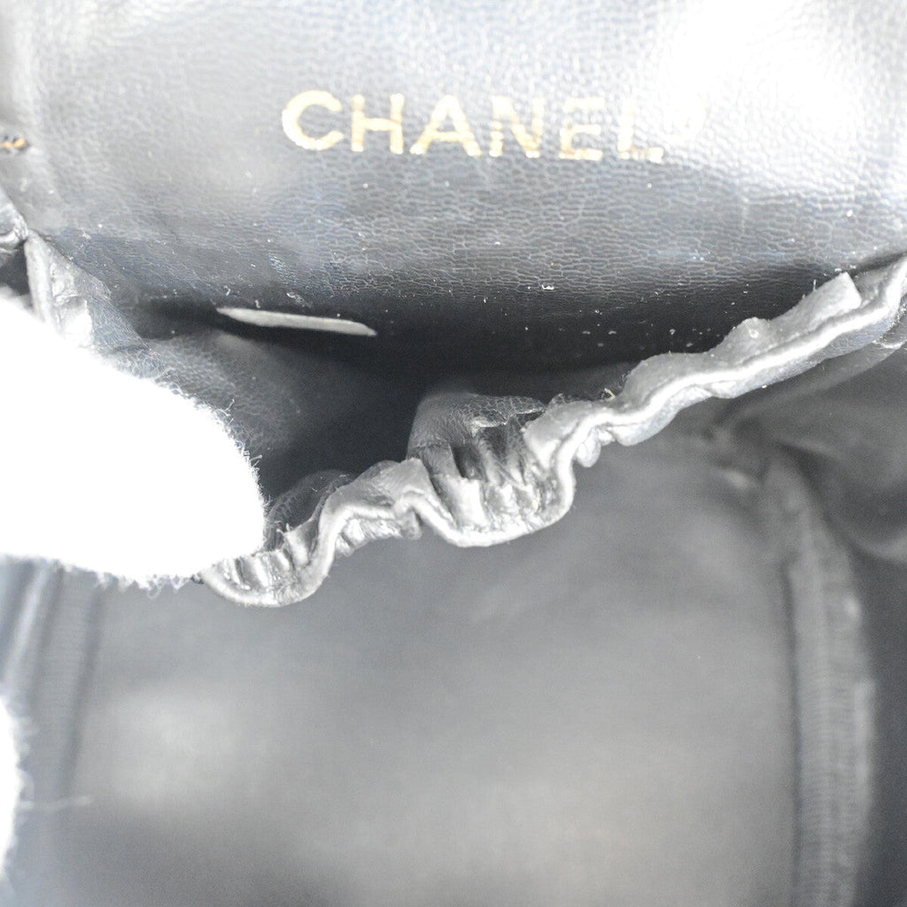 Chanel Vanity Pouch Leather Black Leather Bag (Pre-Owned)