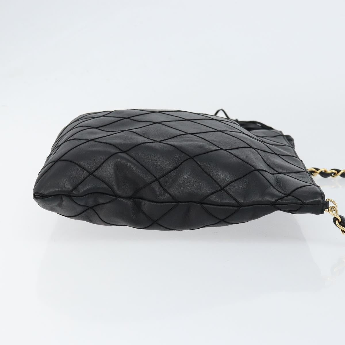 Chanel Vintage Shoulder Bag Leather Black Leather Shoulder Bag Bag (Pre-Owned)