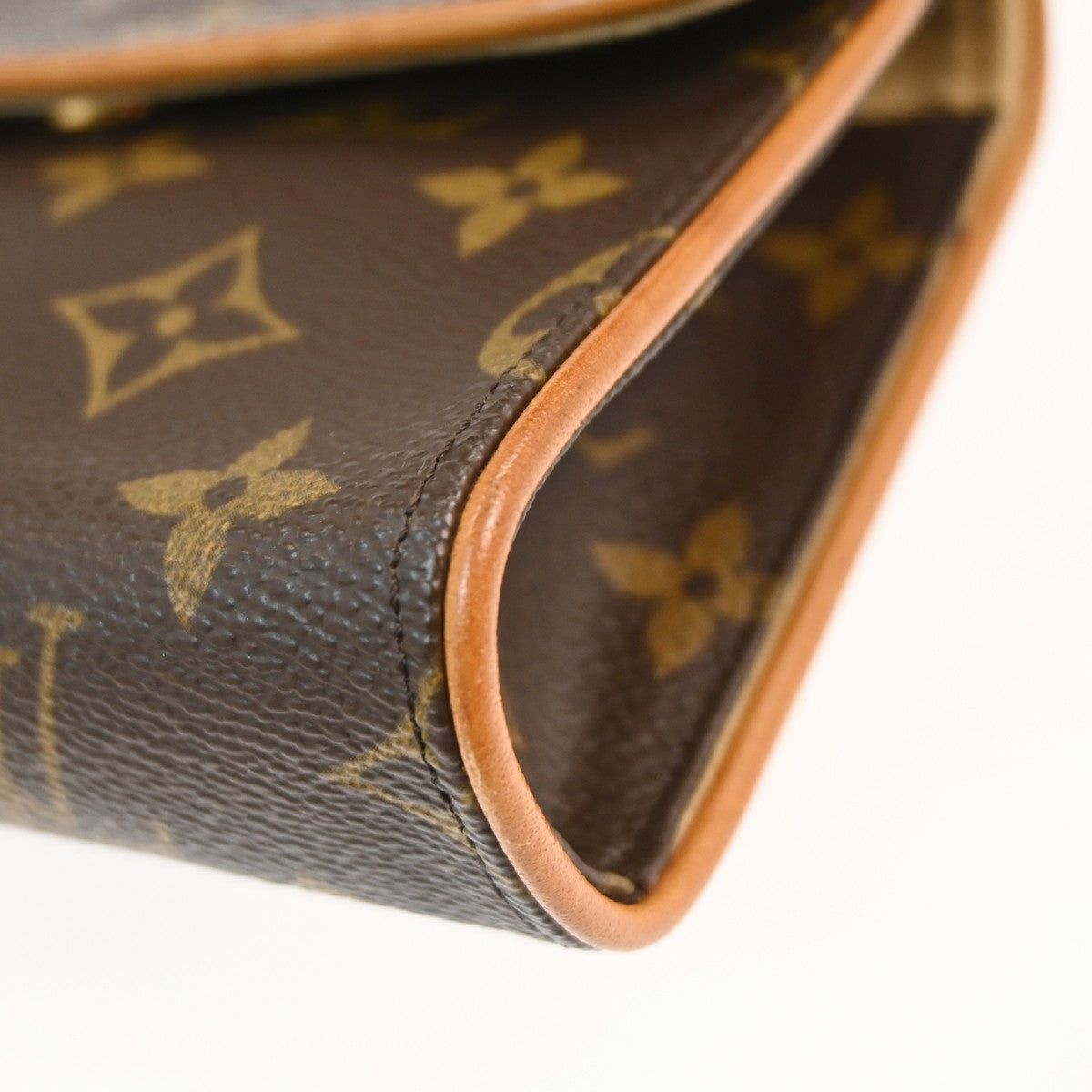 Louis Vuitton Florentine Waist Bag Monogram Canvas Brown Canvas Clutche & Pouche Bag (Pre-Owned)