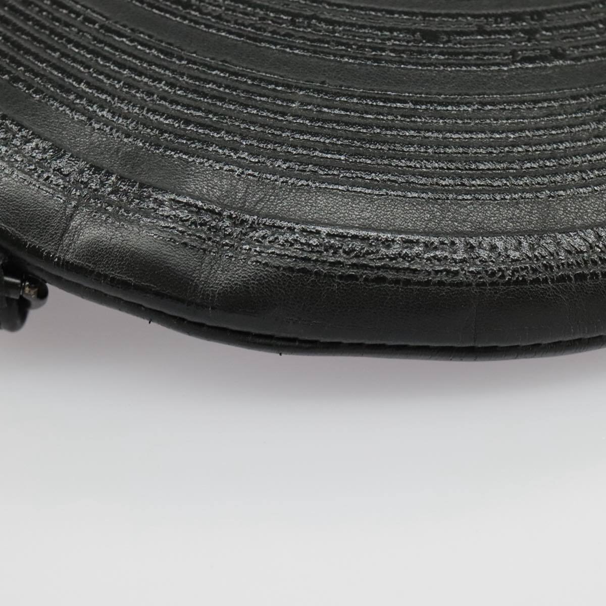 Louis Vuitton Disk Pouch Leather Black Leather Clutche & Pouche Bag (Pre-Owned)