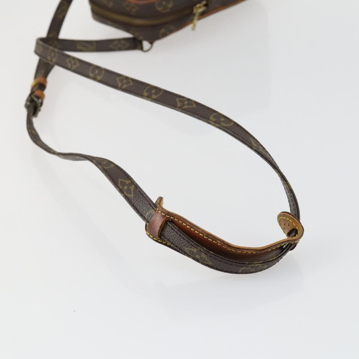 Louis Vuitton Amazone Bag Monogram Canvas Brown Canvas Shoulder Bag Bag (Pre-Owned)