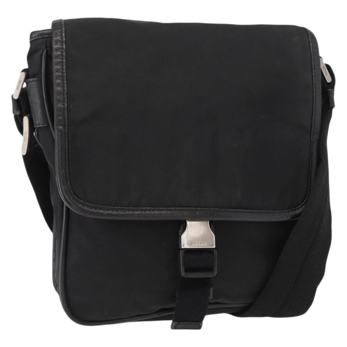 Prada Logo Flap Messenger Bag Tessuto Black Nylon Shoulder Bag Bag (Pre-Owned)