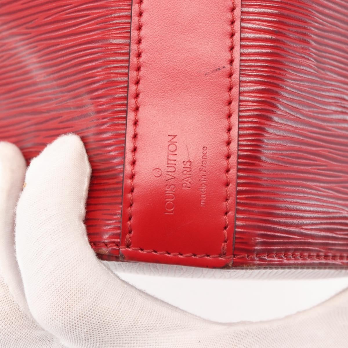 Louis Vuitton Vintage Sac D'epaule Handbag Epi Leather Red Leather Shoulder Bag Bag (Pre-Owned)