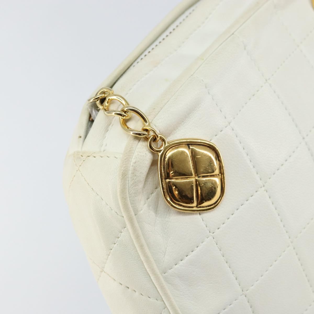 Chanel Vintage Diamond Tassel Crossbody Quilted Lambskin White Leather Clutche & Pouche Bag (Pre-Owned)