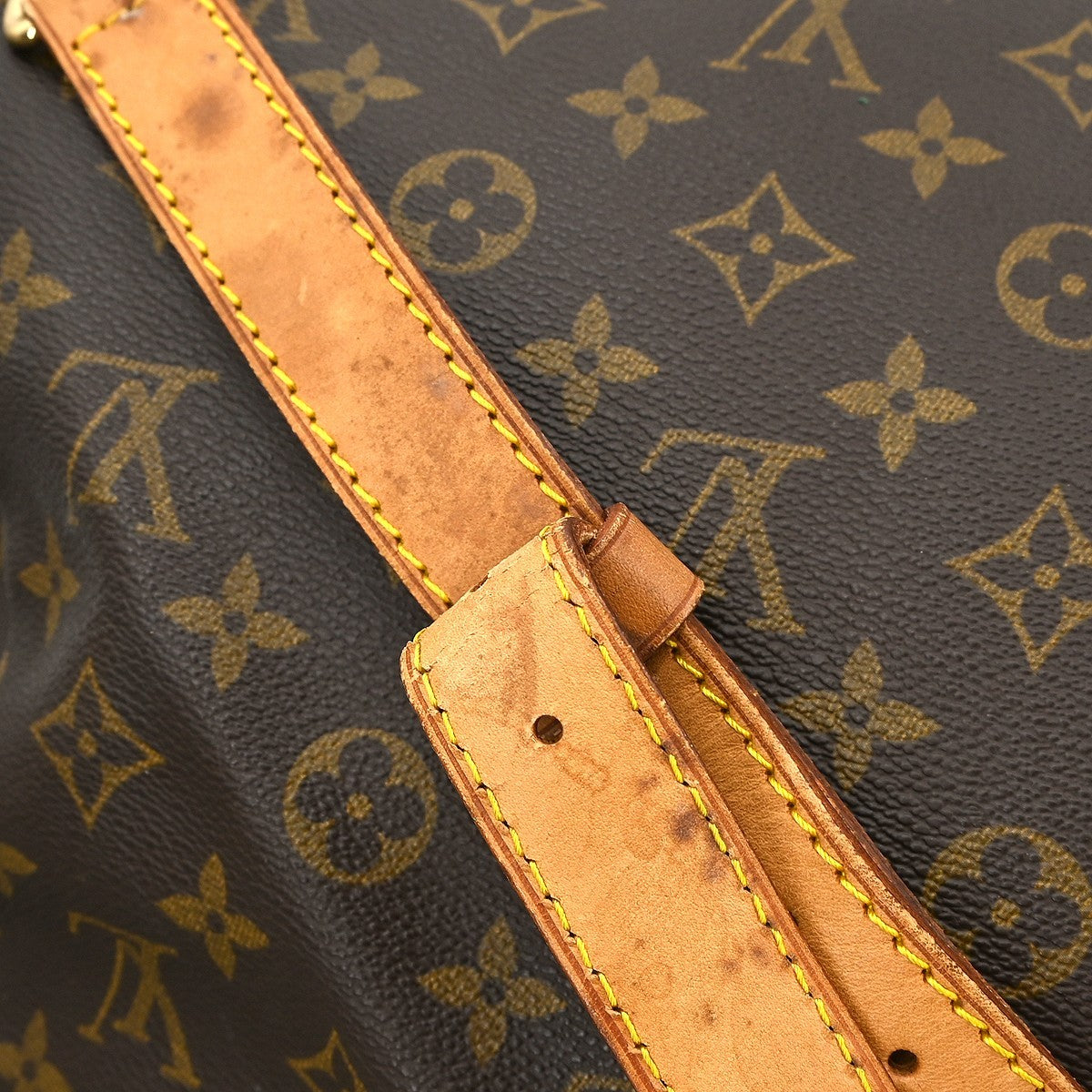 Louis Vuitton Keepall Bandouliere Bag Monogram Canvas Brown Canvas Travel Bag Bag (Pre-Owned)