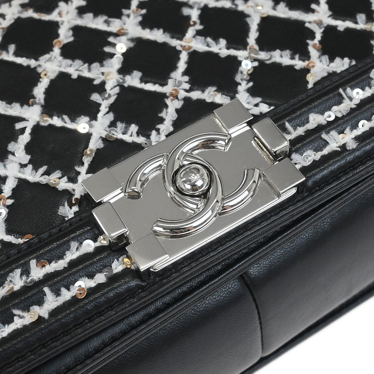 Chanel Boy Flap Bag Sequin Quilted Calfskin Black Leather Shoulder Bag Bag (Pre-Owned)