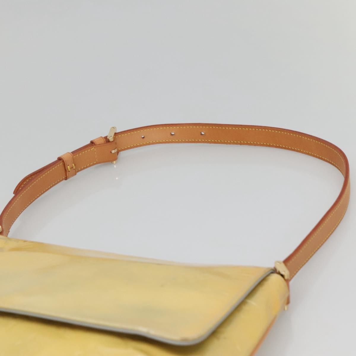 Louis Vuitton Thompson Street Handbag Monogram Vernis Beige Patent_Leather Shoulder Bag Bag (Pre-Owned)