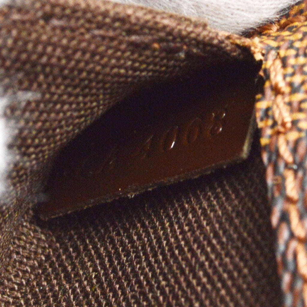 Louis Vuitton Geronimos Waist Bag Damier Brown Canvas Clutche & Pouche Bag (Pre-Owned)