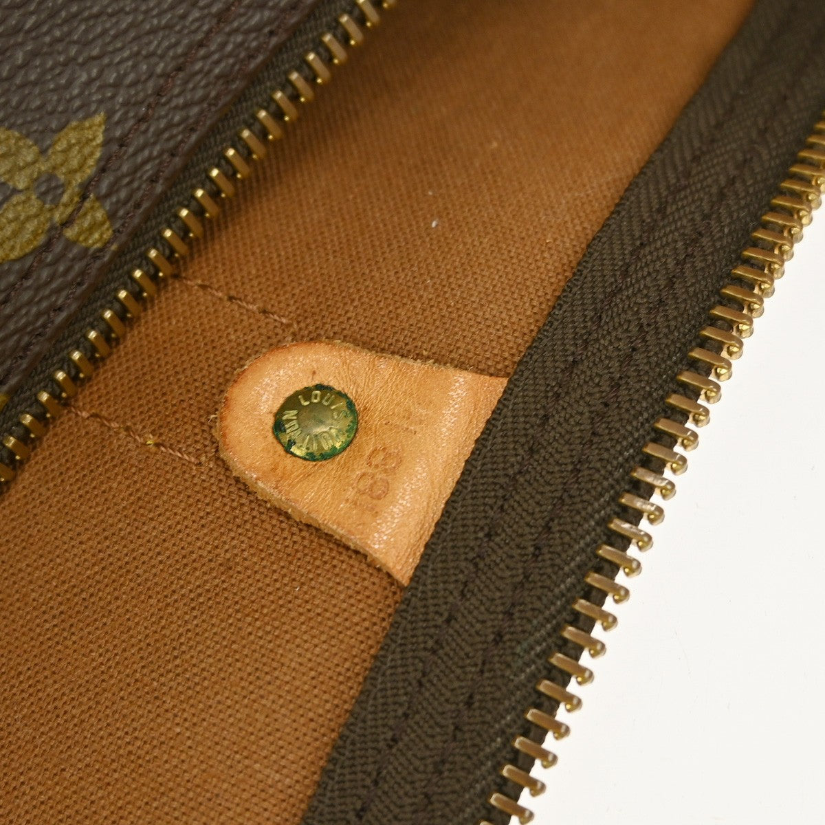 Louis Vuitton Keepall Bag Monogram Canvas Brown Canvas Travel Bag Bag (Pre-Owned)