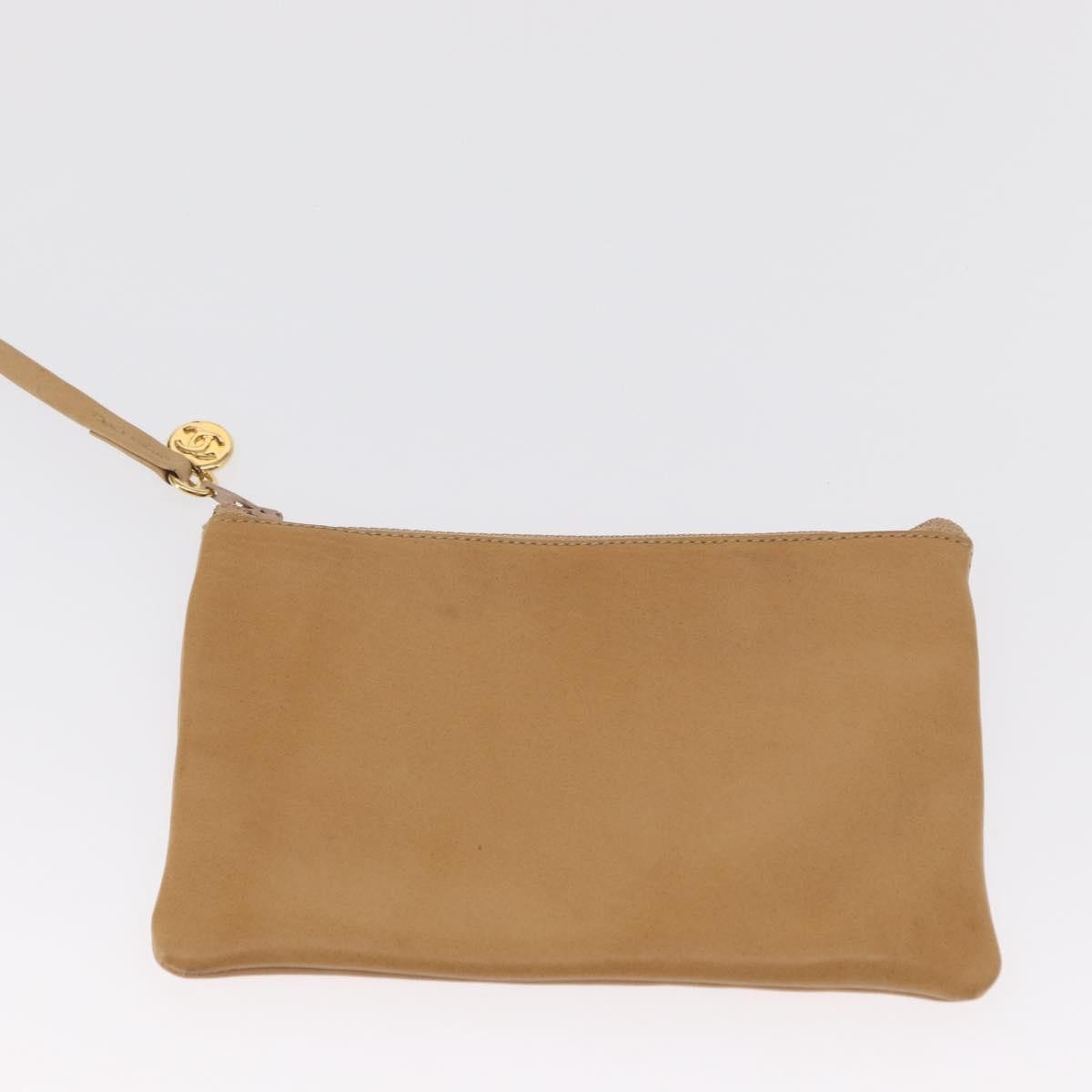 Chanel Gabrielle Drawstring Bag Quilted Calfskin Beige Leather Shoulder Bag Bag (Pre-Owned)
