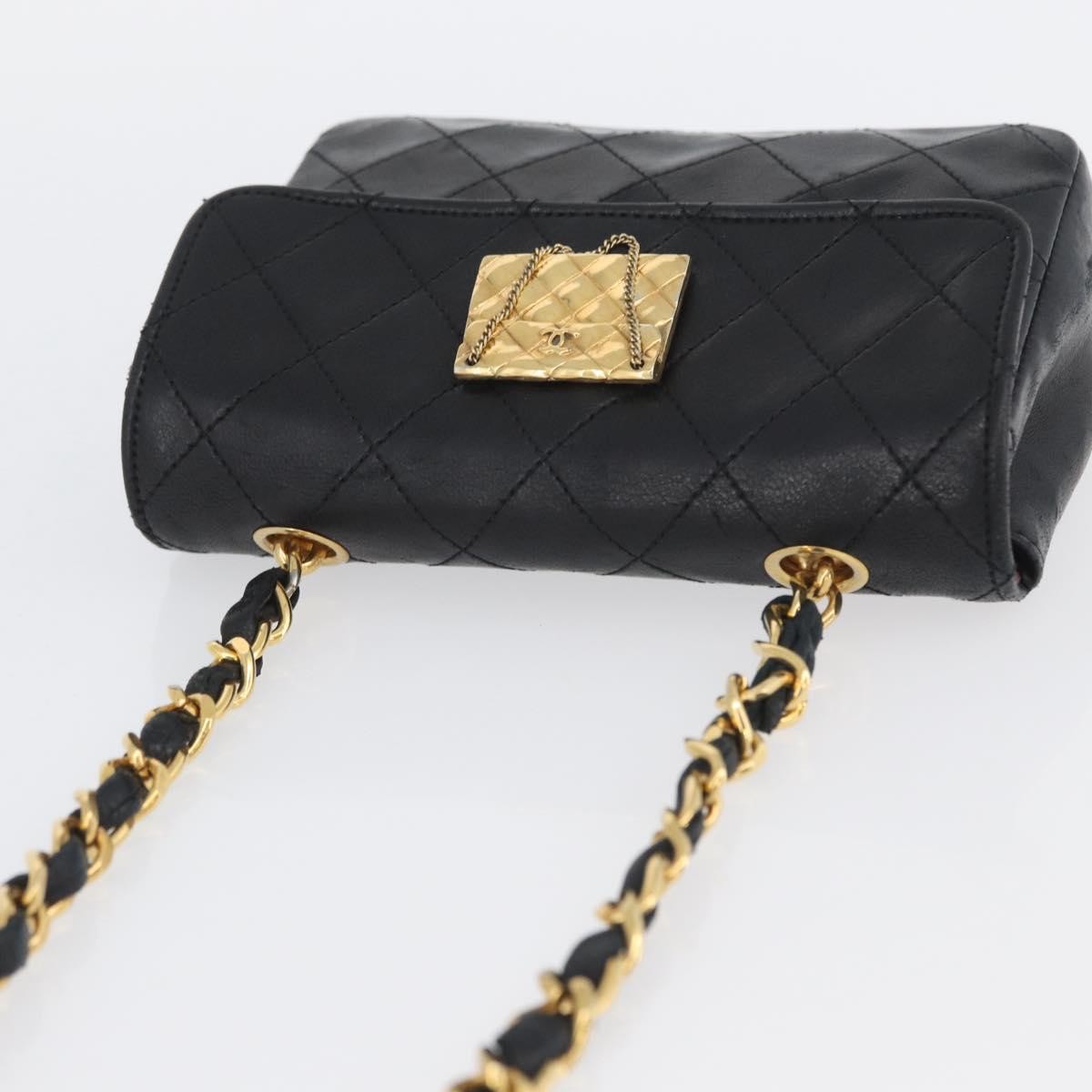Chanel Vintage Square Cc Flap Bag Quilted Lambskin Black Leather Shoulder Bag Bag (Pre-Owned)