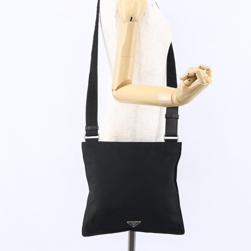 Prada Flat Messenger Bag Tessuto Black Nylon Shoulder Bag Bag (Pre-Owned)