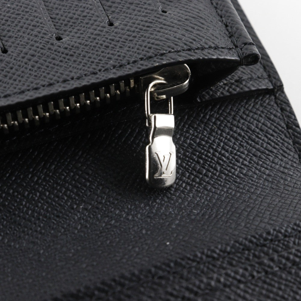 Louis Vuitton Brazza Long Bifold Wallet Taiga Leather Black Leather Wallets Accessory (Pre-Owned)