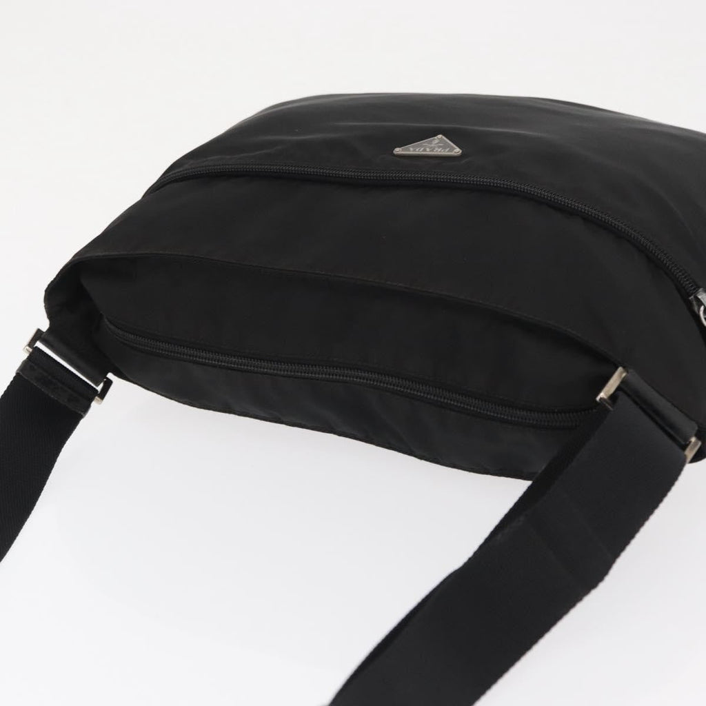 Prada Front Pocket Messenger Bag Tessuto Black Nylon Shoulder Bag Bag (Pre-Owned)