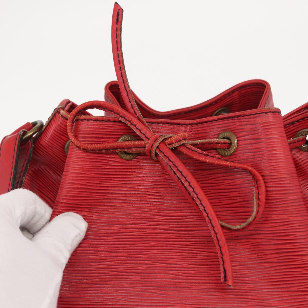 Louis Vuitton Noe Handbag Epi Leather Red Leather Shoulder Bag Bag (Pre-Owned)