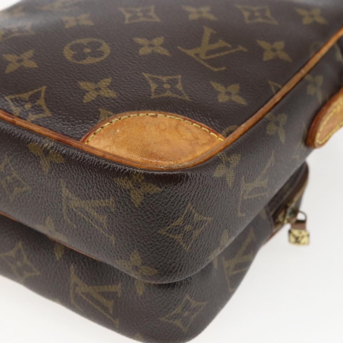 Louis Vuitton Amazone Bag Monogram Canvas Brown Canvas Shoulder Bag Bag (Pre-Owned)