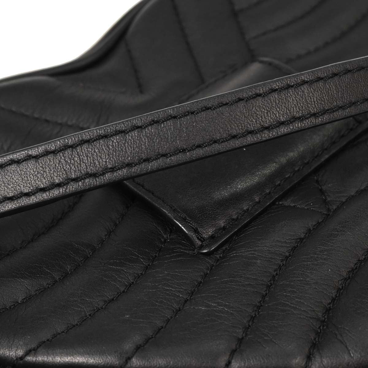 Louis Vuitton New Wave Heart Crossbody Bag Quilted Leather Black Leather Crossbody Bag Bag (Pre-Owned)