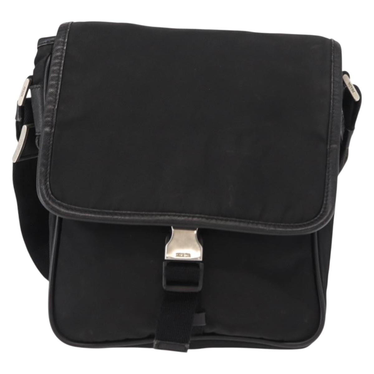 Prada Logo Flap Messenger Bag Tessuto Black Nylon Shoulder Bag Bag (Pre-Owned)