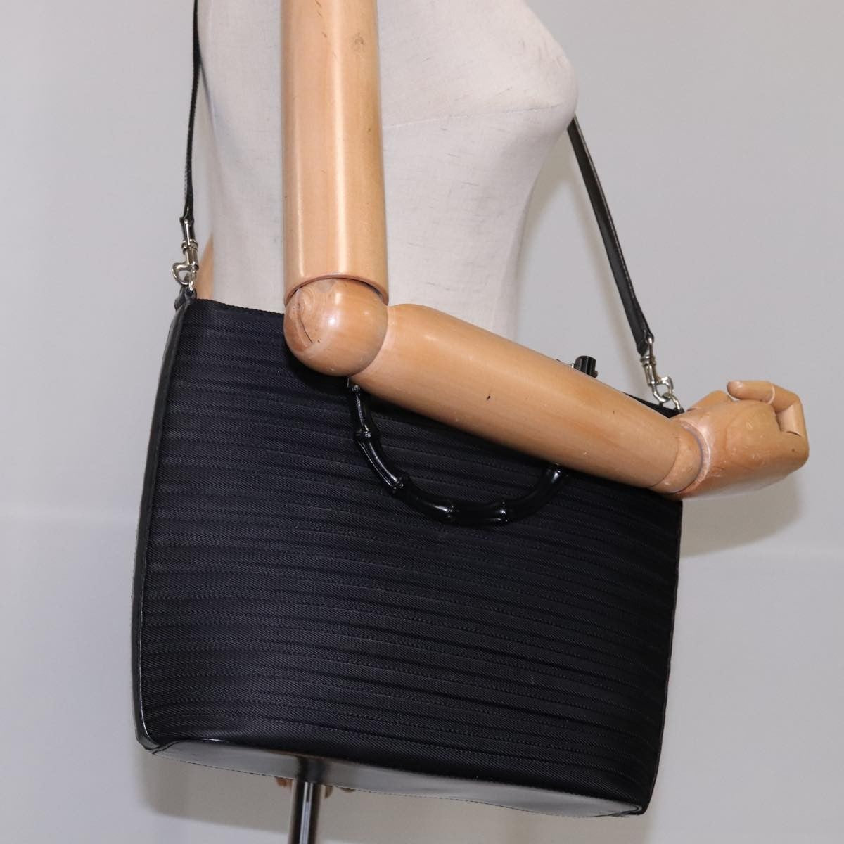 Gucci Convertible Bamboo Zip Tote Nylon Black Nylon Tote Bag Bag (Pre-Owned)