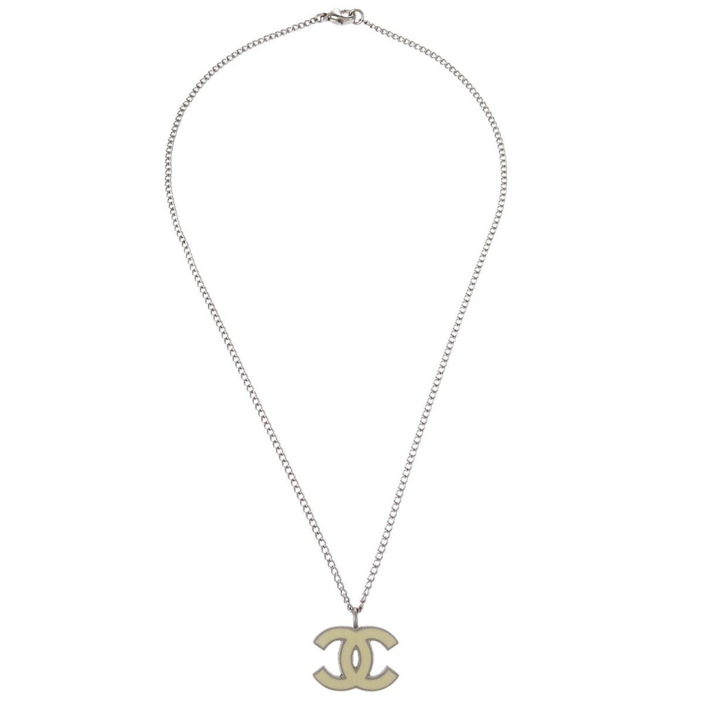 Chanel Cc Pendant Necklace Metal Silver Silver_Plated Necklace Jewelry (Pre-Owned)