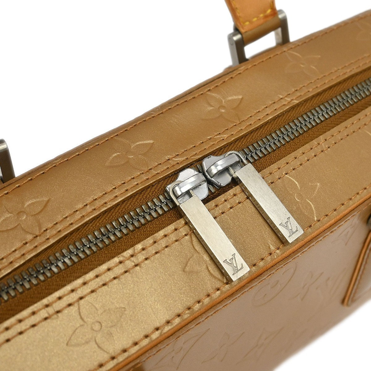 Louis Vuitton Mat Shelton Handbag Monogram Vernis Beige Leather Handbag (Pre-Owned)