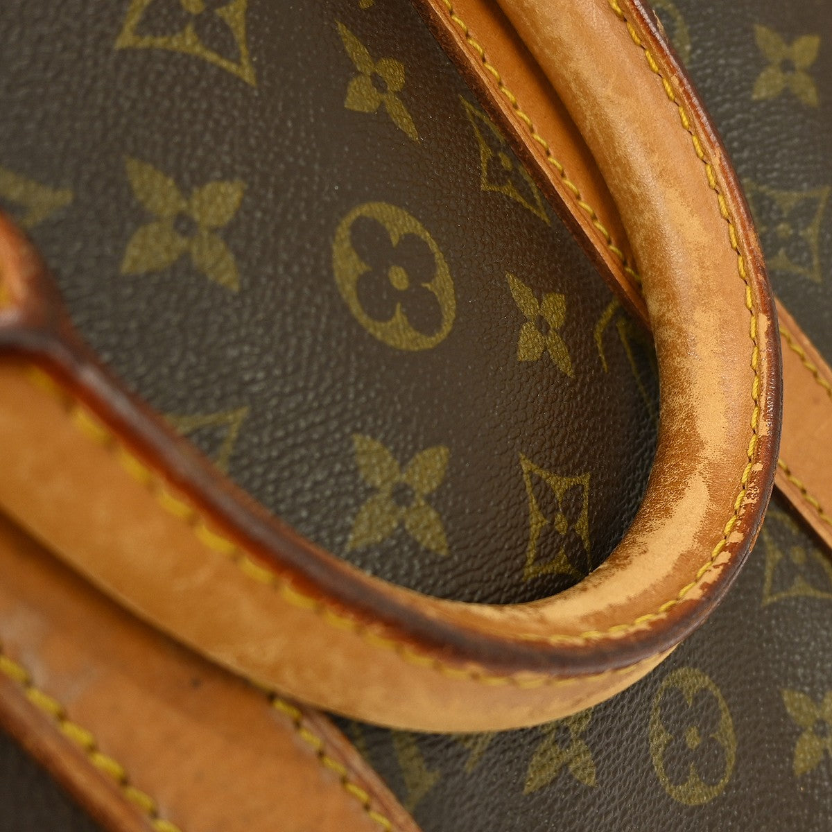 Louis Vuitton Keepall Bag Monogram Canvas Brown Canvas Travel Bag Bag (Pre-Owned)