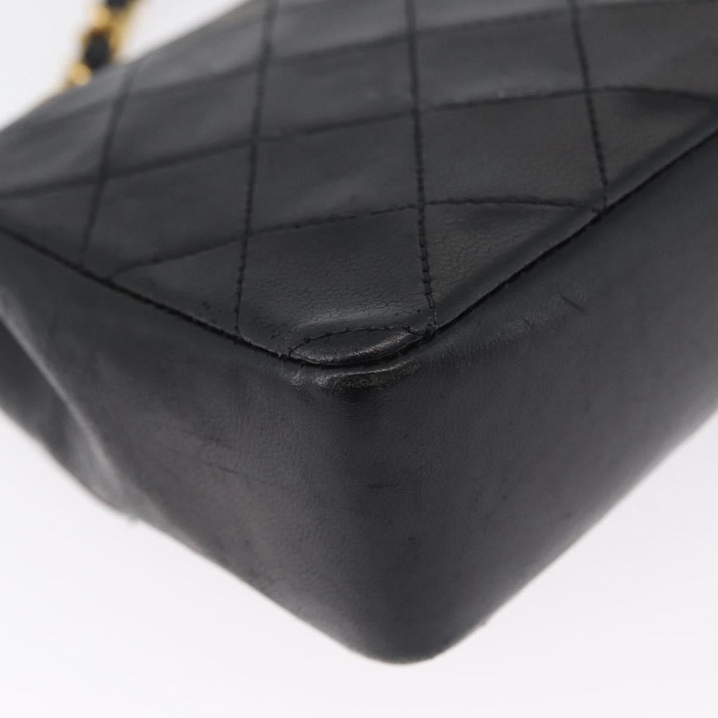 Chanel Vintage Square Cc Flap Bag Quilted Lambskin Black Leather Shoulder Bag Bag (Pre-Owned)