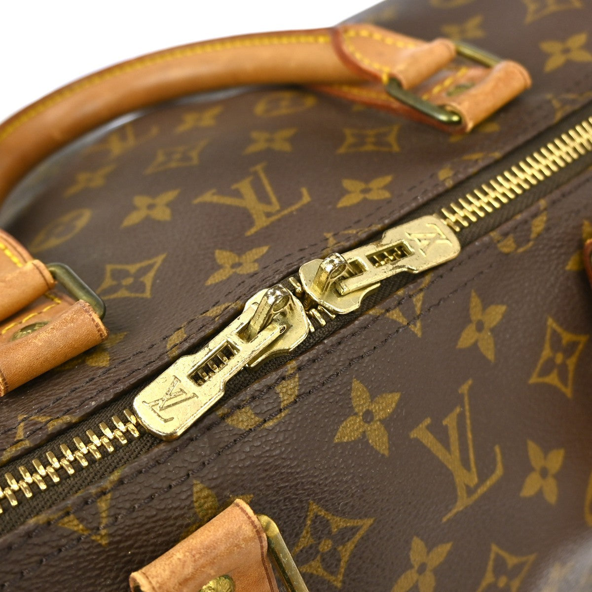 Louis Vuitton Keepall Bag Monogram Canvas Brown Canvas Travel Bag Bag (Pre-Owned)