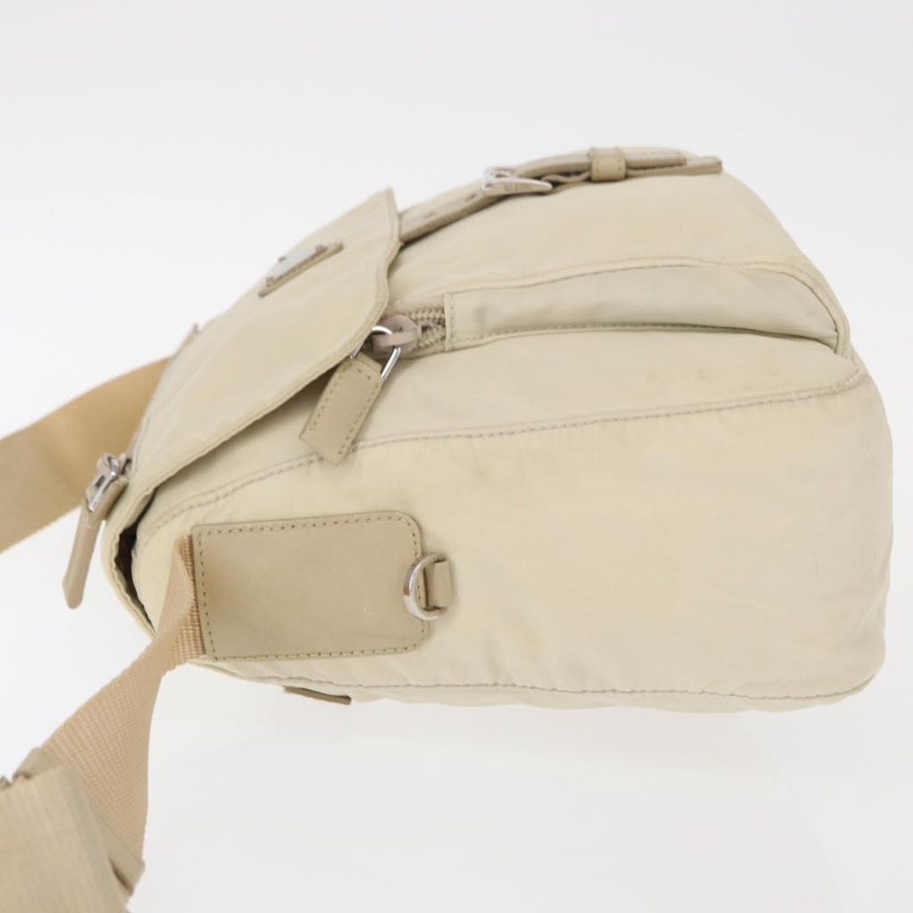 Prada Buckle Messenger Bag Tessuto Beige Nylon Shoulder Bag Bag (Pre-Owned)