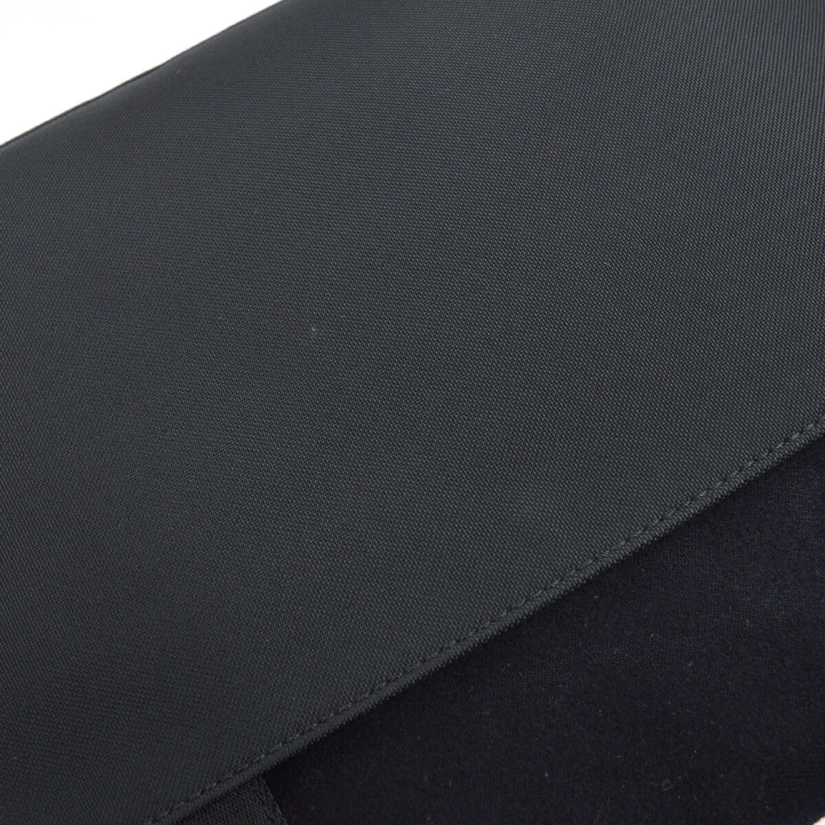Chanel Sport Line Flap Messenger Bag Wool And Nylon Black Nylon Shoulder Bag Bag (Pre-Owned)