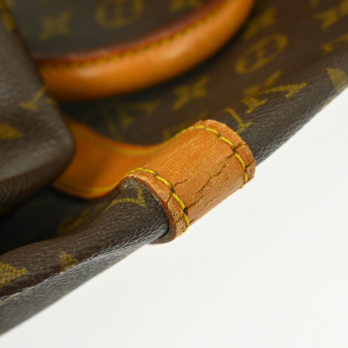 Louis Vuitton Keepall Bag Monogram Canvas Brown Canvas Travel Bag Bag (Pre-Owned)