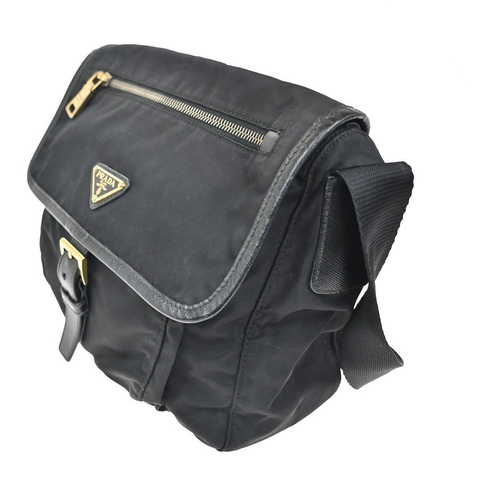 Prada Buckle Messenger Bag Tessuto Black Nylon Shoulder Bag Bag (Pre-Owned)