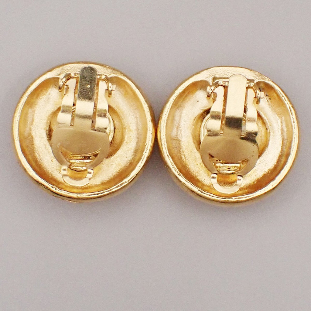 Chanel Vintage Cc Logo Round Clip On Earrings Textured Metal Gold Gold_Plated Earrings Jewelry (Pre-Owned)