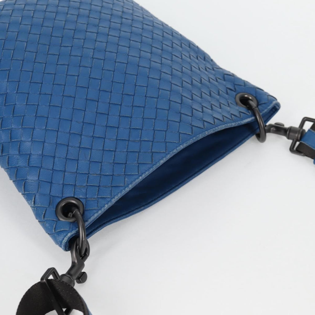 Bottega Veneta Flat Messenger Bag Intrecciato Nappa Blue Leather Shoulder Bag Bag (Pre-Owned)