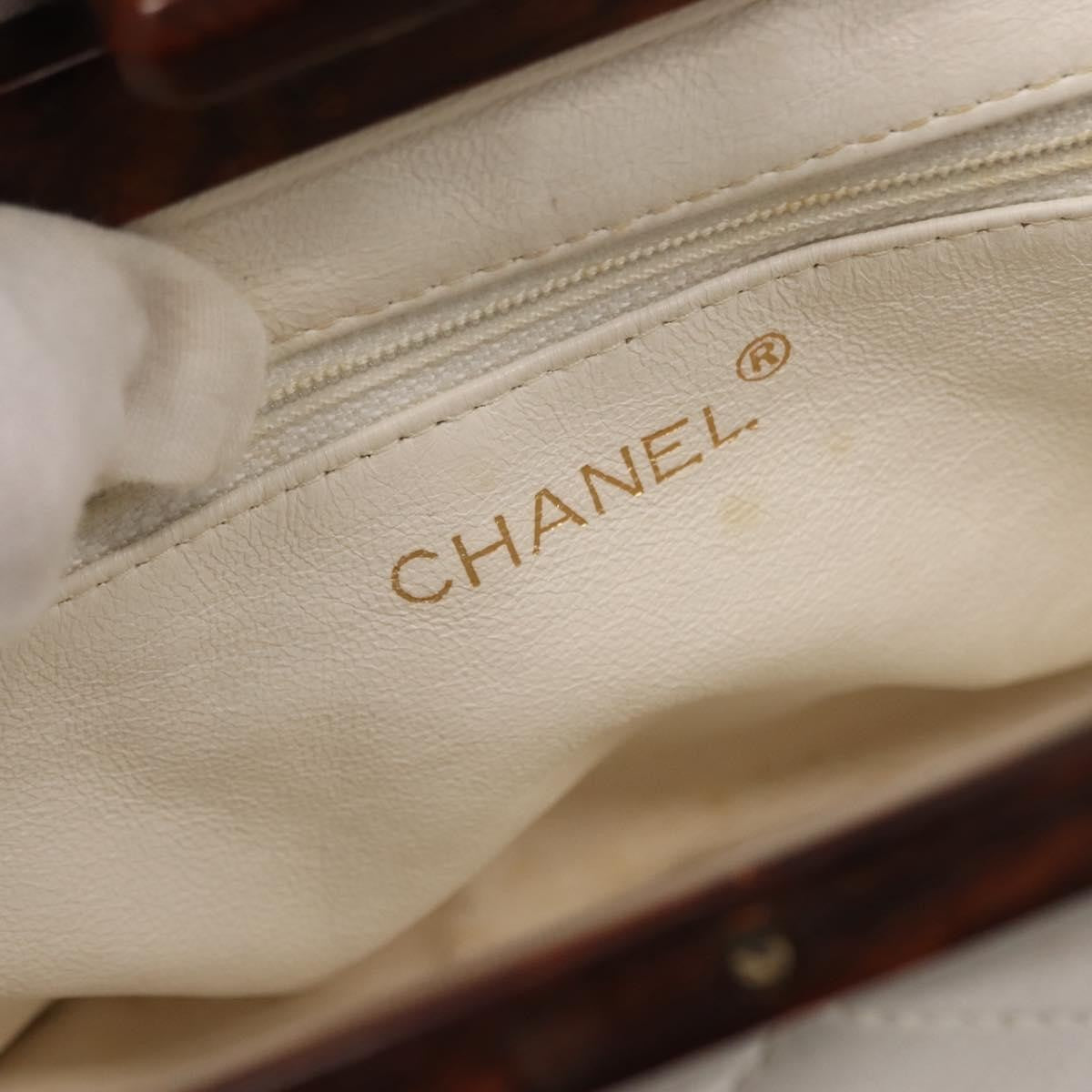 Chanel Wooden Frame Striped Shoulder Bag Leather White Leather Shoulder Bag Bag (Pre-Owned)