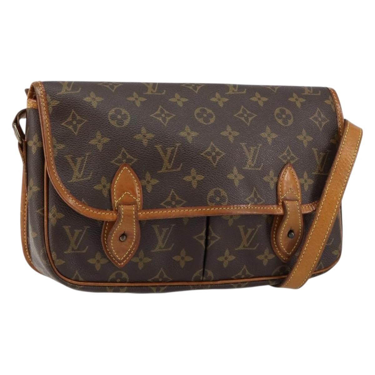 Louis Vuitton Sac Gibeciere Messenger Bag Monogram Canvas Brown Canvas Shoulder Bag Bag (Pre-Owned)