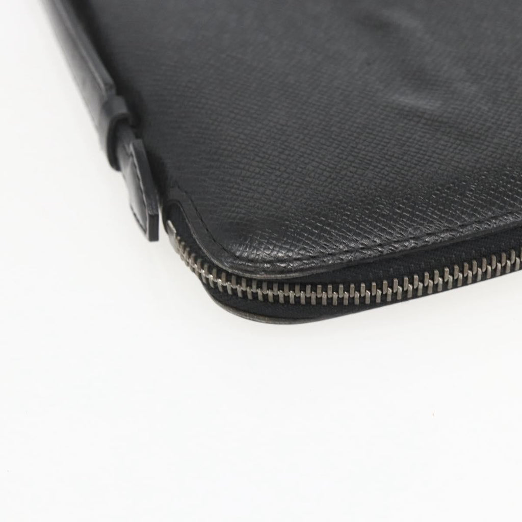 Louis Vuitton Atoll Organizer Wallet Taiga Leather Black Leather Clutche & Pouche Bag (Pre-Owned)
